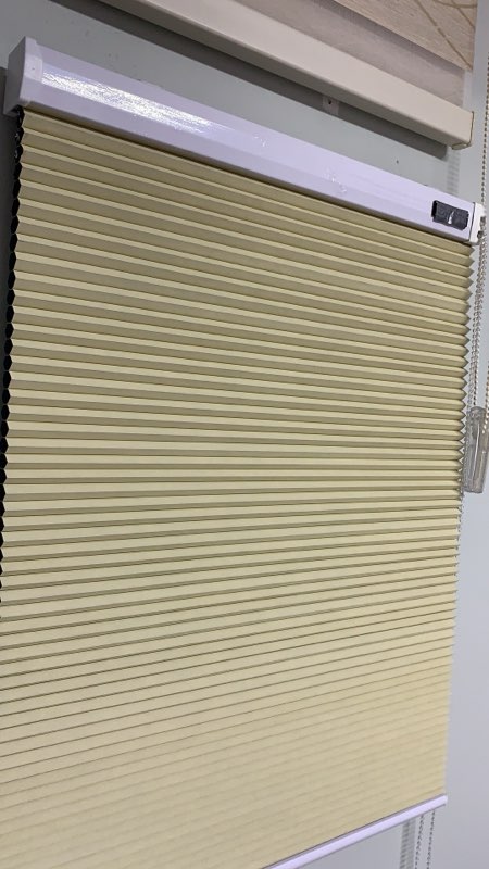 Battery or hardwired? Choosing a curtain motor